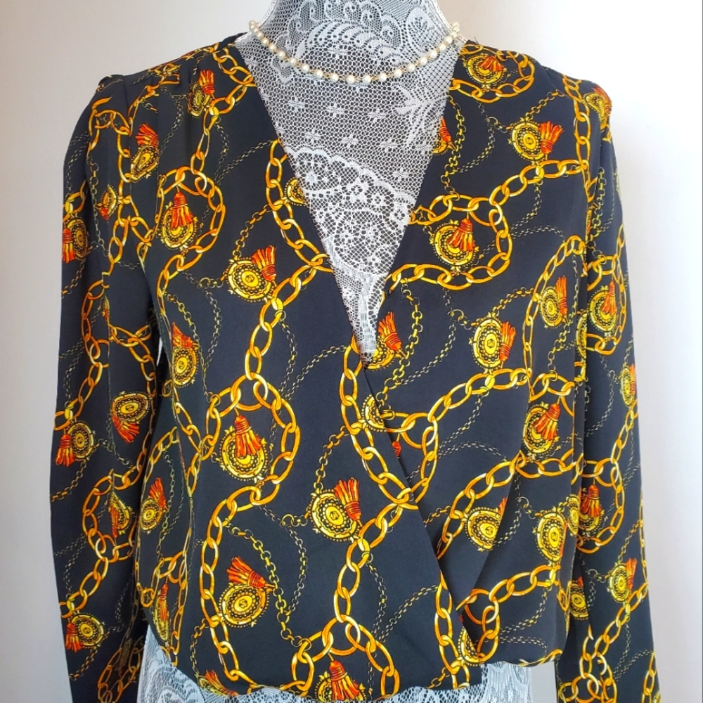 ASTR Gold Link Chain V-Neck Blouse